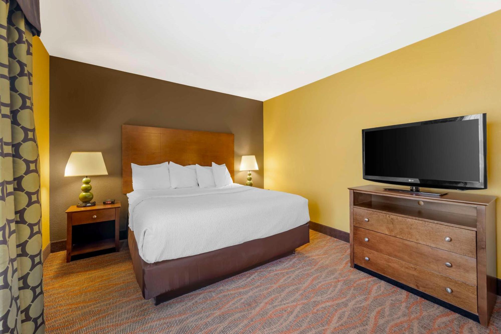 Best Western Plus Tupelo Inn & Suites Екстериор снимка