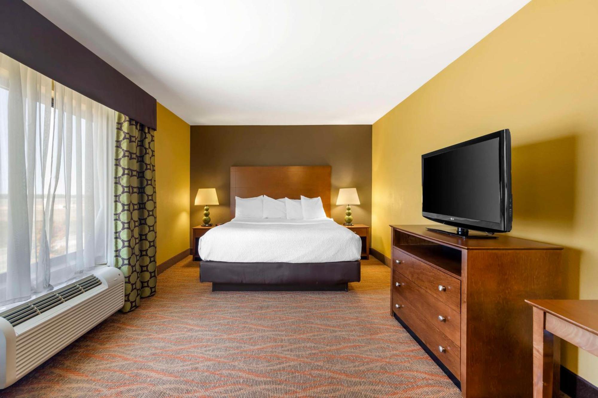 Best Western Plus Tupelo Inn & Suites Екстериор снимка