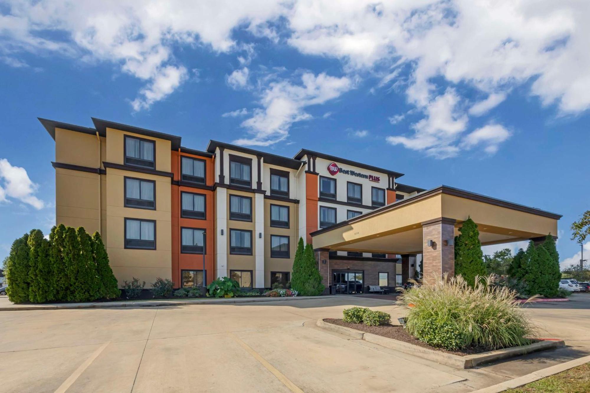 Best Western Plus Tupelo Inn & Suites Екстериор снимка
